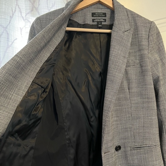 Checkered Dark Gray Blazer - Picture 2 of 4